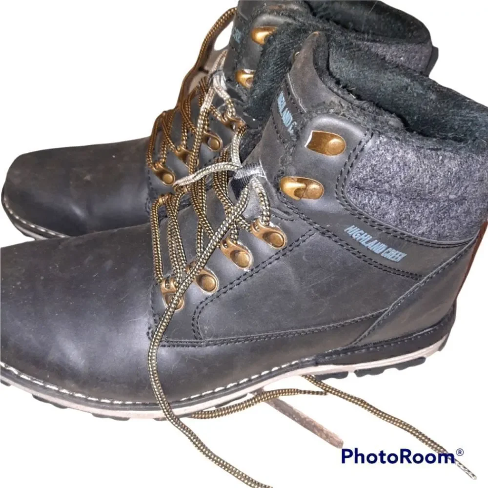 Fleece lined boots